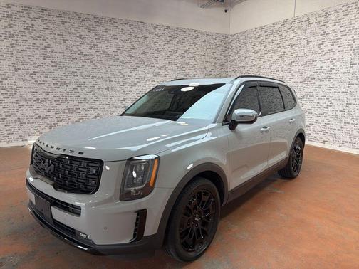 Wolf Gray 2022 Kia Telluride SX