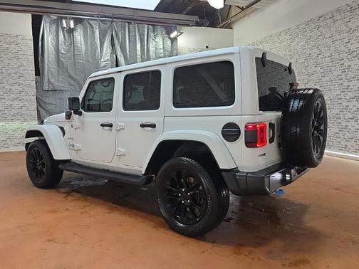 2022 Jeep Wrangler Unlimited 4xe Sahara