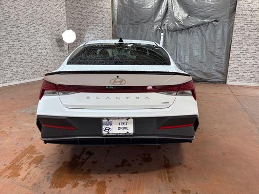 2026 Hyundai ELANTRA HEV SEL Sport