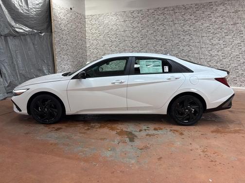 2026 Hyundai ELANTRA HEV SEL Sport