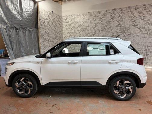 Lunar White 2026 Hyundai VENUE SEL