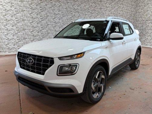 Lunar White 2026 Hyundai VENUE SEL