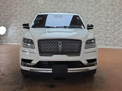Pristine White 2020 Lincoln Navigator Reserve