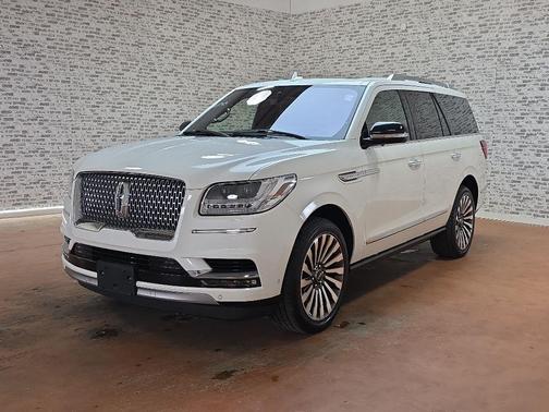 Pristine White 2020 Lincoln Navigator Reserve
