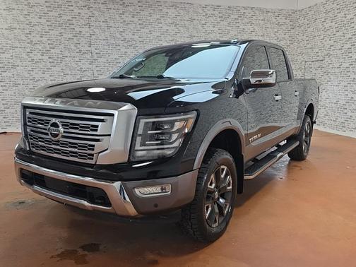 2021 Nissan Titan Platinum Reserve