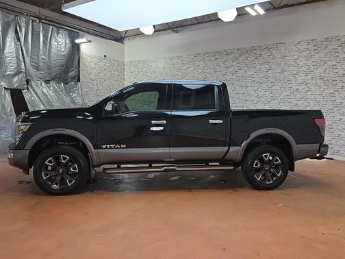 2021 Nissan Titan Platinum Reserve