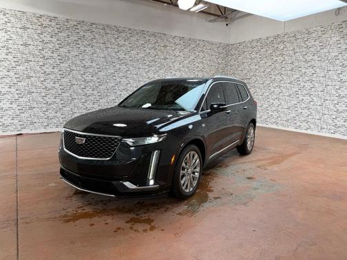 2022 Cadillac XT6 Premium Luxury FWD