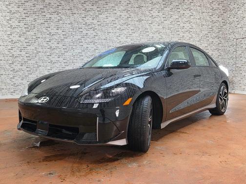 2025 Hyundai IONIQ 6 SEL