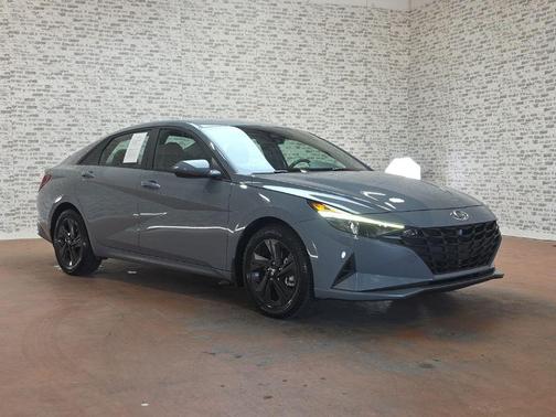 Electric Shadow 2022 Hyundai ELANTRA HEV Blue