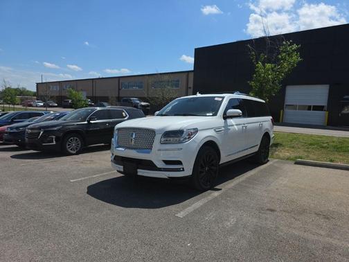 Pristine White 2020 Lincoln Navigator Reserve