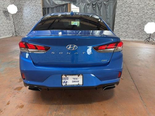 2018 Hyundai SONATA Sport 2.0T