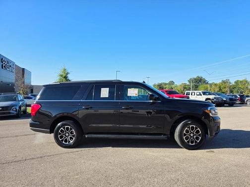 2024 Ford Expedition Max XLT