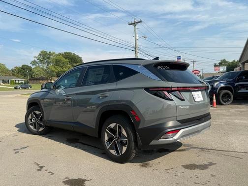 2026 Hyundai TUCSON SEL Premium
