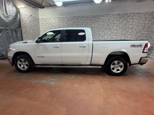 Bright White Clearcoat 2022 RAM 1500 Big Horn