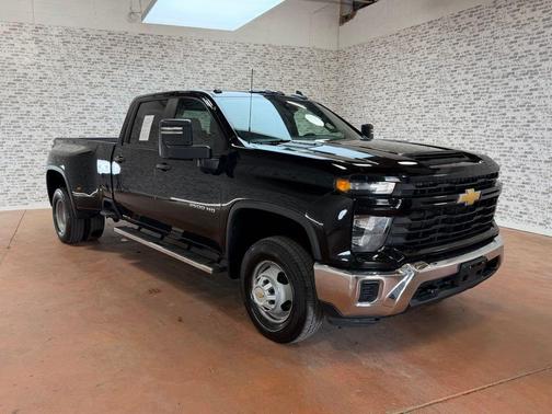 2024 Chevrolet Silverado 3500 WT