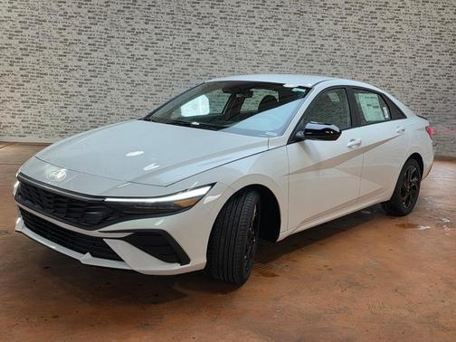 2026 Hyundai ELANTRA SEL