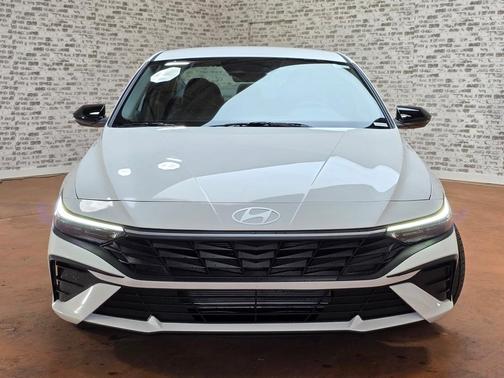 2026 Hyundai ELANTRA SEL