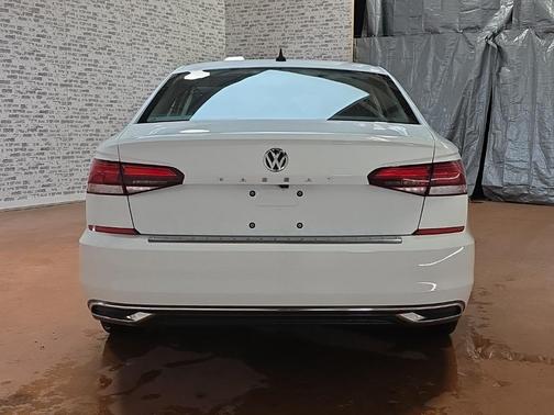 2021 Volkswagen Passat 2.0T SE