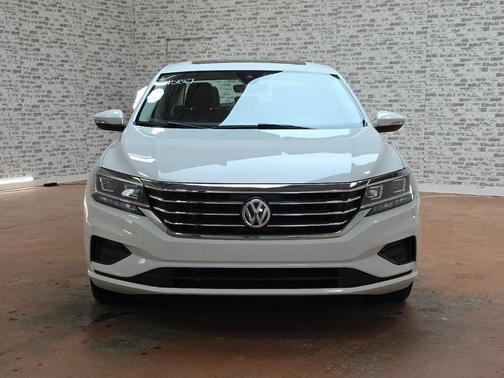 2021 Volkswagen Passat 2.0T SE