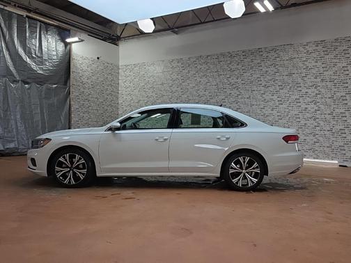 2021 Volkswagen Passat 2.0T SE
