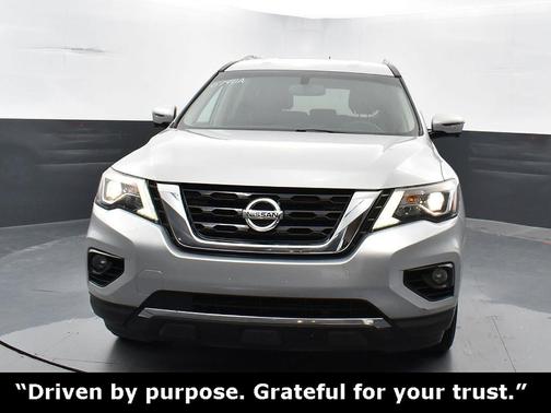 2018 Nissan Pathfinder SL