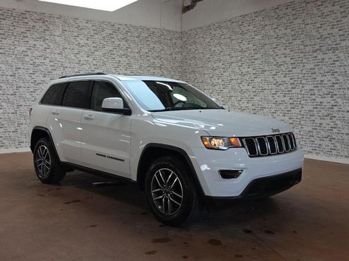 2020 Jeep Grand Cherokee Laredo E