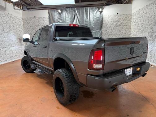 2021 RAM 1500 Classic SLT