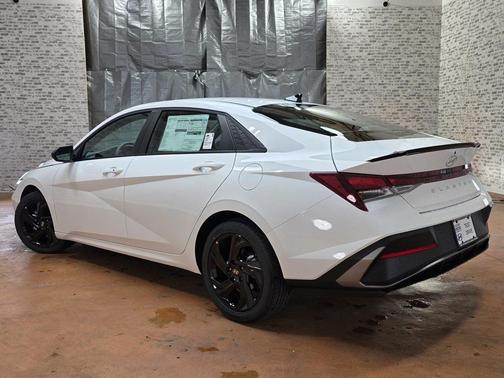 2026 Hyundai ELANTRA SEL