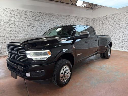 2022 RAM 3500 Laramie