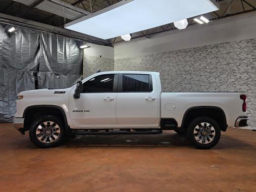 2024 Chevrolet Silverado 2500 LT