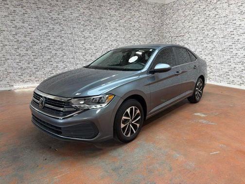 Platinum Gray Metallic 2023 Volkswagen Jetta 1.5T S