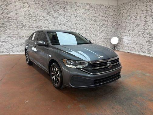 Platinum Gray Metallic 2023 Volkswagen Jetta 1.5T S