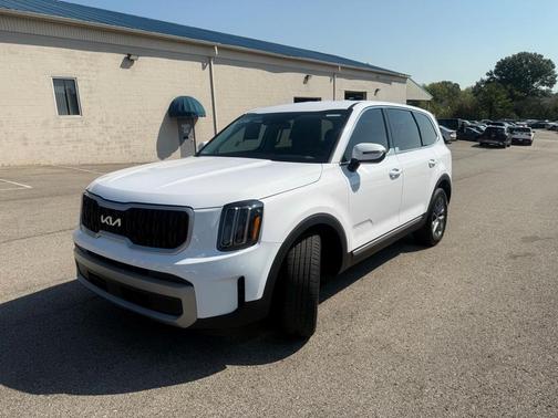 2023 Kia Telluride LX