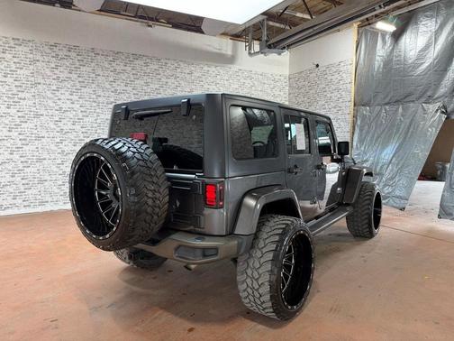 2017 Jeep Wrangler Unlimited Sahara