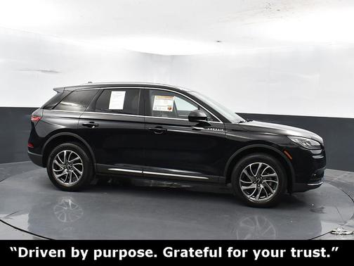 2022 Lincoln Corsair Standard