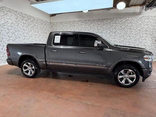 Granite Crystal Clearcoat Metallic 2019 RAM 1500 Limited