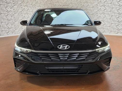 2026 Hyundai ELANTRA SEL