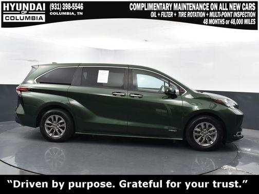 2021 Toyota Sienna XLE