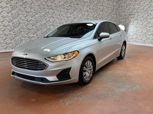 2019 Ford Fusion S