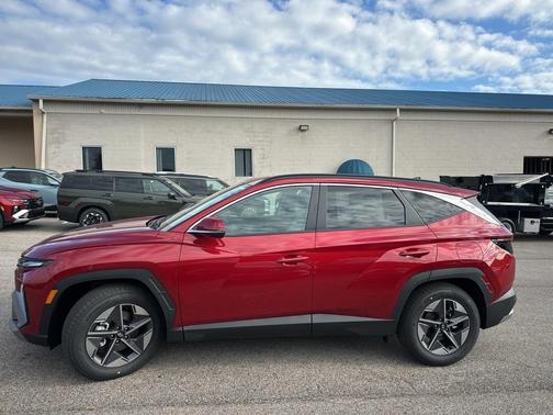 2026 Hyundai TUCSON SEL Premium