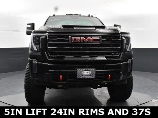 2024 GMC Sierra 2500 AT4
