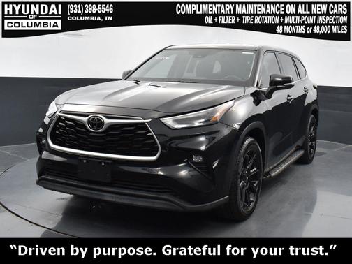 2022 Toyota Highlander LE