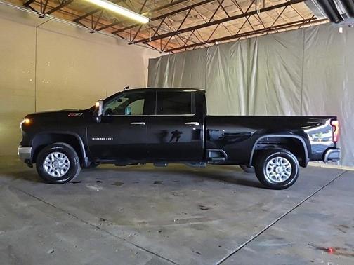 2024 Chevrolet Silverado 3500 LTZ