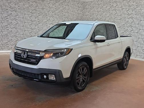 White Diamond Pearl 2019 Honda Ridgeline Sport