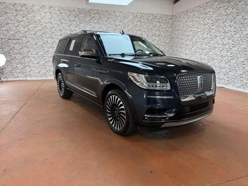 2021 Lincoln Navigator Black Label