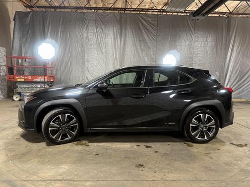 2019 Lexus UX 250h Base