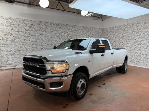 2023 RAM 3500 Tradesman