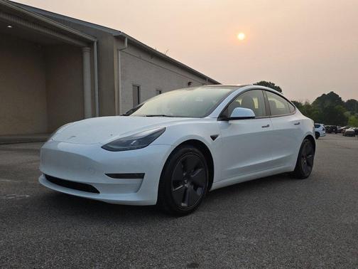 2023 Tesla Model 3 Base