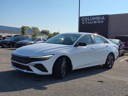 2025 Hyundai ELANTRA HEV SEL Sport