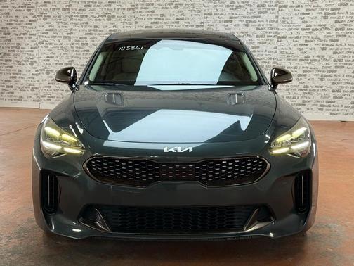 2022 Kia Stinger GT-Line